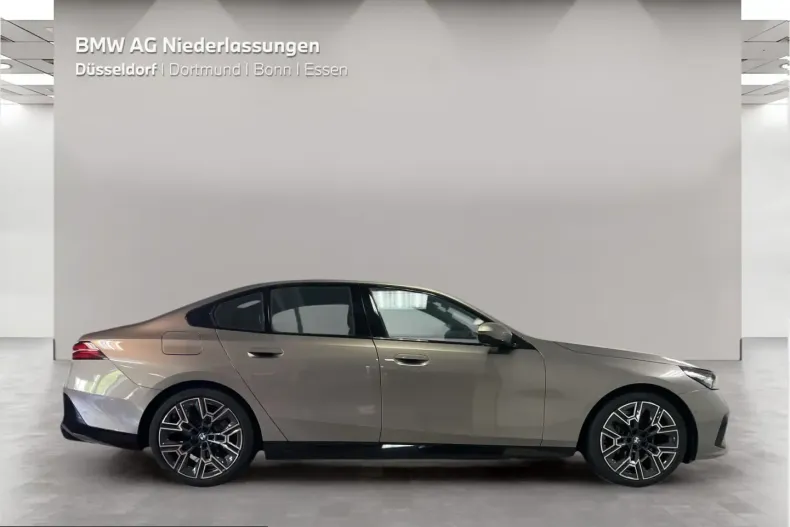 BMW 520 (Seria 5) din 2025 cu 25.542 km - oferta BMW235381 - foto 7