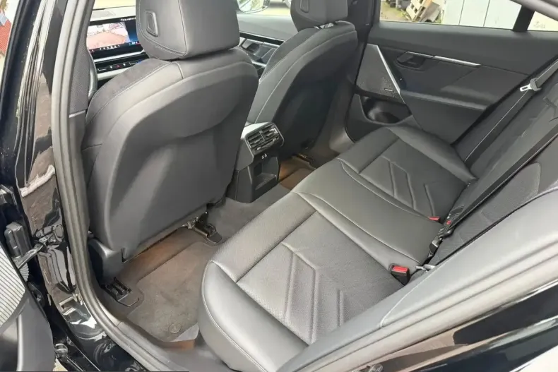 BMW 520 (Seria 5) din 2024 cu 61.400 km - oferta BMW235383 - foto 11