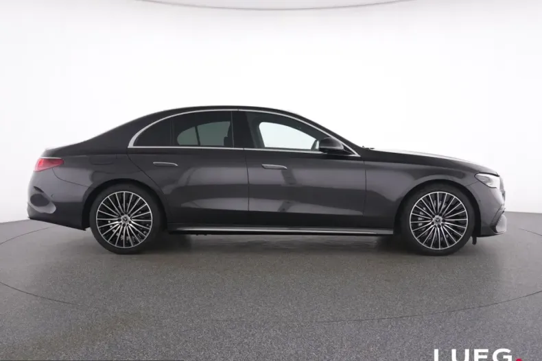 Mercedes-Benz E 220 (Clasa E) din 2025 cu 13.160 km - oferta MER235386 - foto 12
