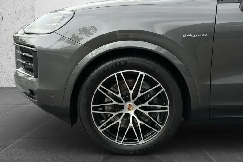 Porsche Cayenne din 2025 cu 24.750 km - oferta POR235425 - foto 5