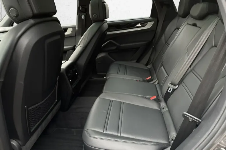 Porsche Cayenne din 2025 cu 24.750 km - oferta POR235425 - foto 7