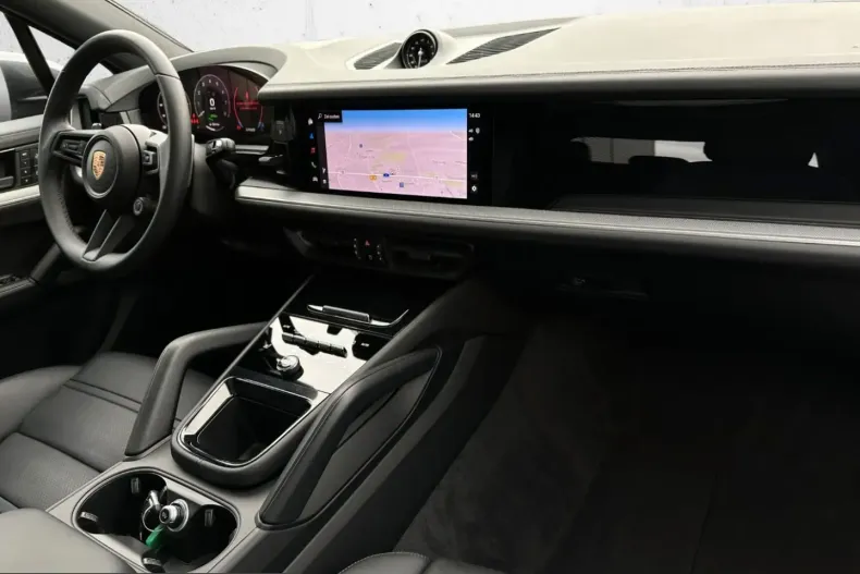 Porsche Cayenne din 2025 cu 24.750 km - oferta POR235425 - foto 9