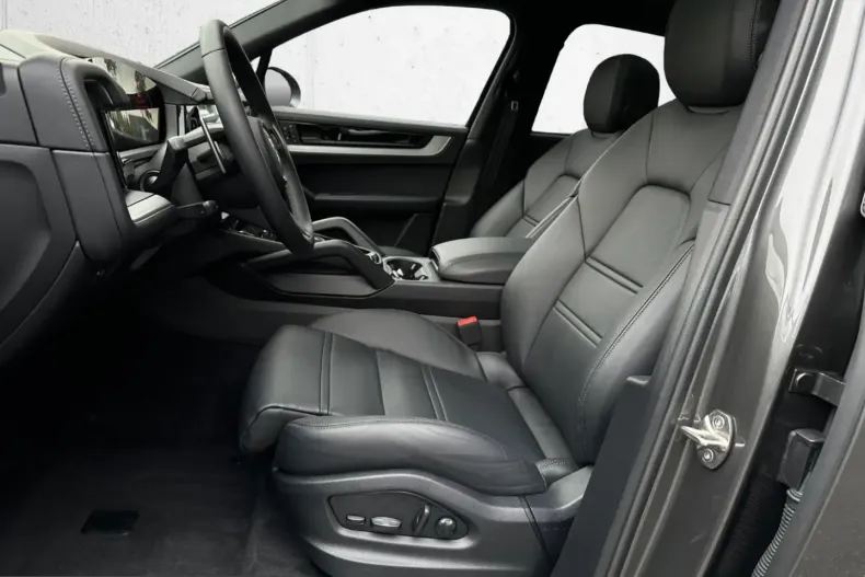 Porsche Cayenne din 2025 cu 24.750 km - oferta POR235425 - foto 17