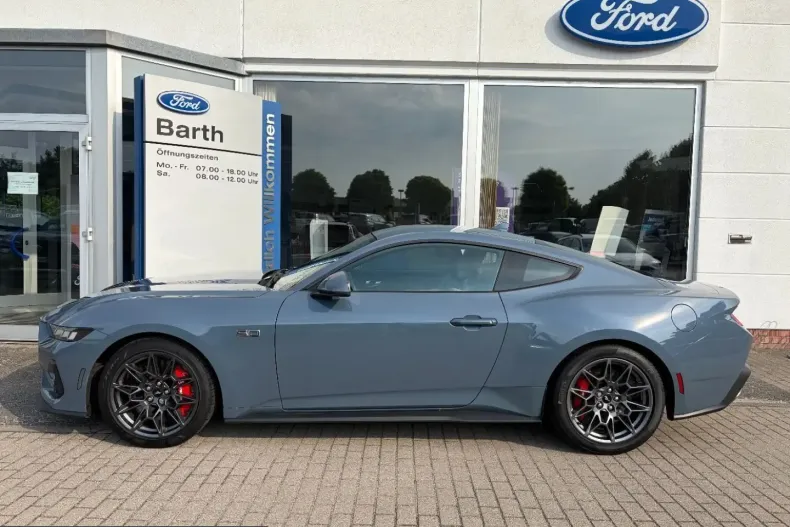 Ford Mustang din 2025 cu 34.947 km - oferta FOR235426 - foto 2