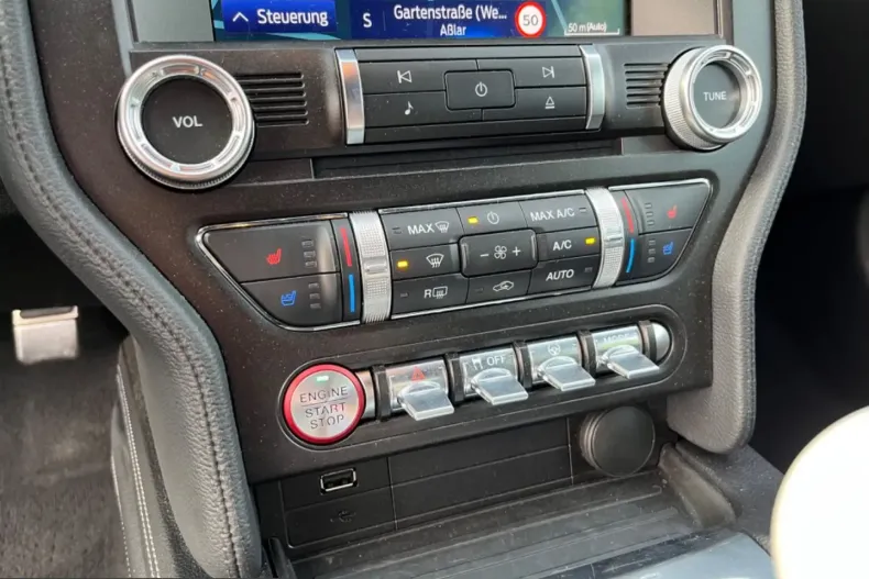 Ford Mustang din 2023 cu 23.200 km - oferta FOR235430 - foto 18
