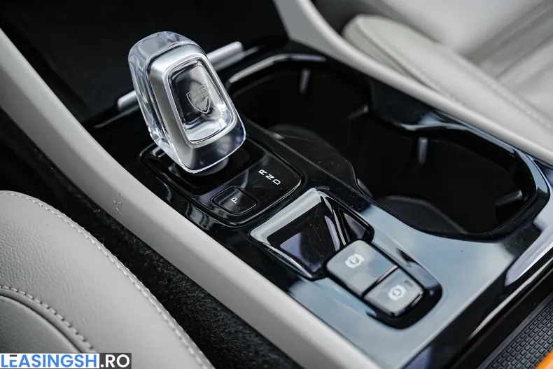 Volvo XC40 din 2022 cu 132.250 km - oferta VOL235440 - foto 22