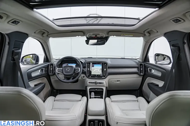 Volvo XC40 din 2022 cu 132.250 km - oferta VOL235440 - foto 25