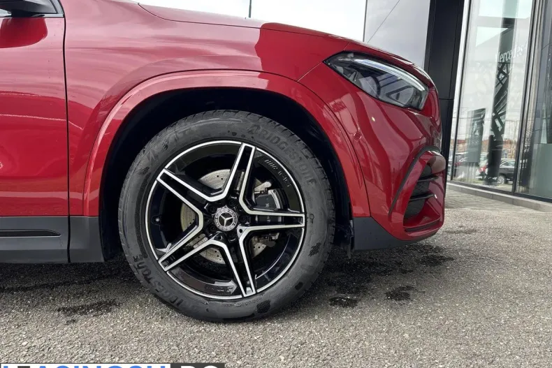 Mercedes-Benz GLA 200 (Clasa GLA) din 2024 cu 24.212 km - oferta MER235451 - foto 10
