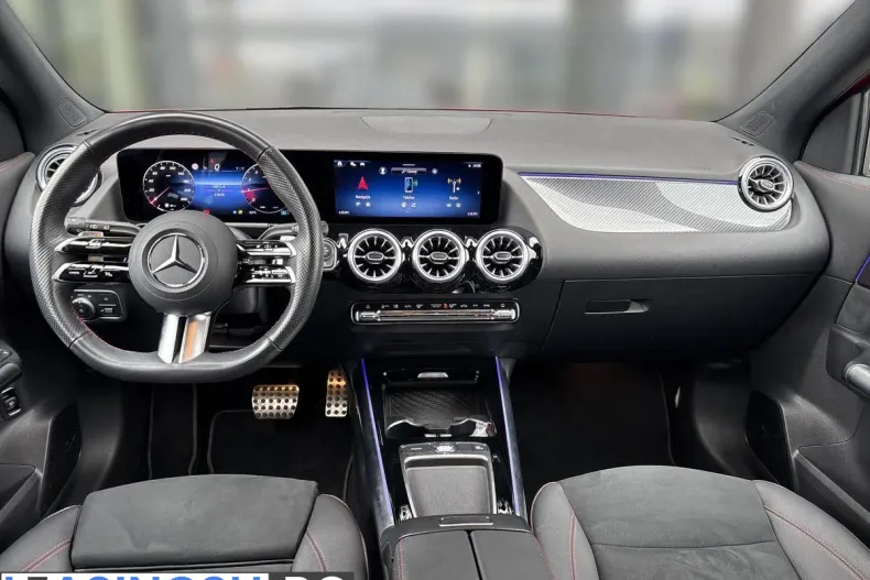 Mercedes-Benz GLA 200 (Clasa GLA) din 2024 cu 24.212 km - oferta MER235451 - foto 13