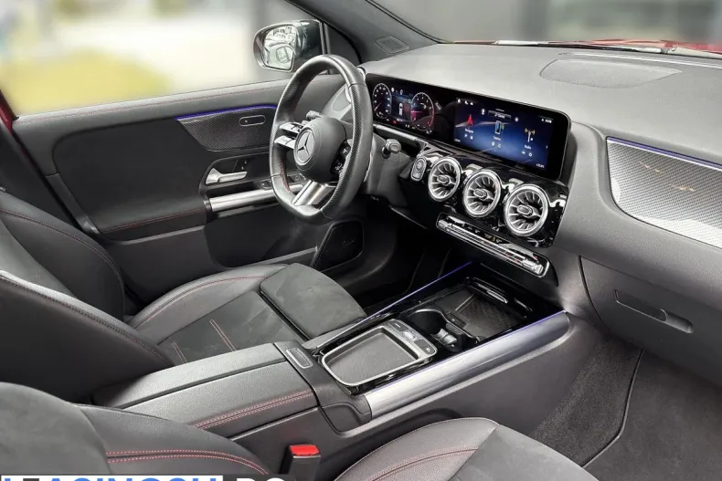 Mercedes-Benz GLA 200 (Clasa GLA) din 2024 cu 24.212 km - oferta MER235451 - foto 14