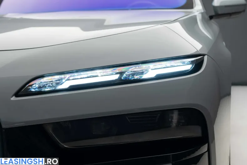 BMW M760 (Seria 7) din 2024 cu 7.471 km - oferta BMW235457 - foto 5