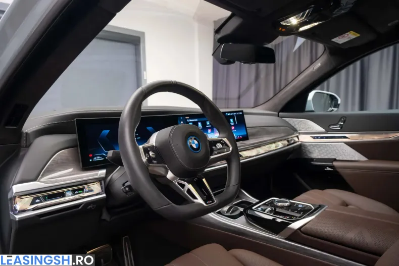 BMW M760 (Seria 7) din 2024 cu 7.471 km - oferta BMW235457 - foto 25