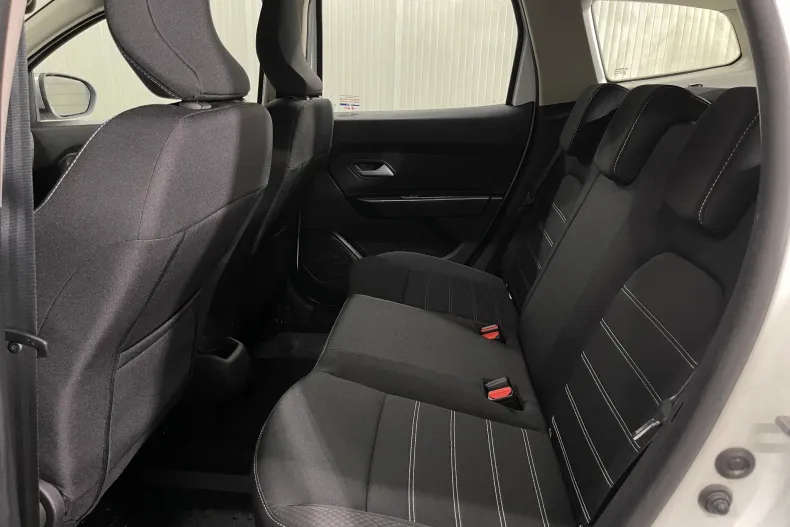 Dacia Duster din 2023 cu 101.853 km - oferta DAC235459 - foto 11