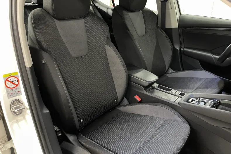Skoda Octavia din 2021 cu 140.101 km - oferta SKO235460 - foto 9