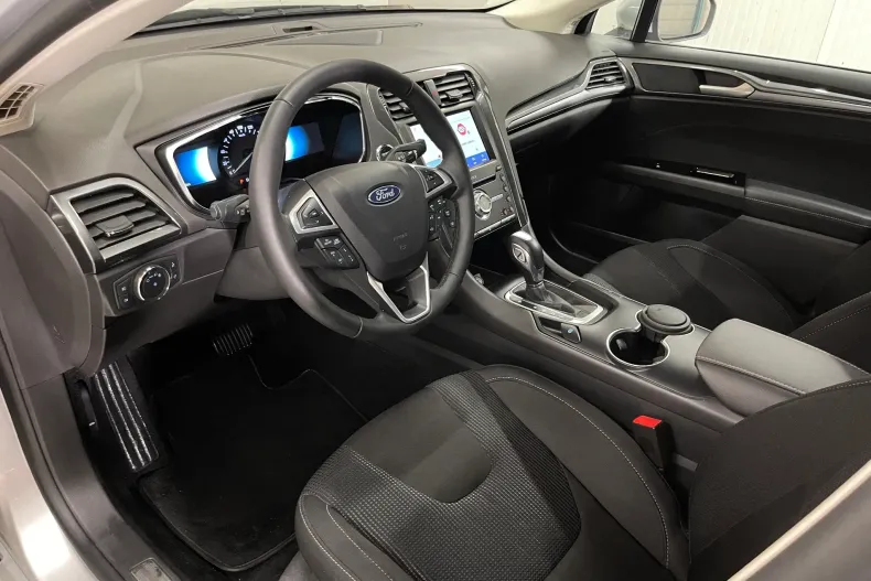 Ford Mondeo din 2022 cu 65.669 km - oferta FOR235462 - foto 5