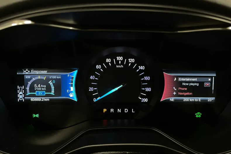 Ford Mondeo din 2022 cu 65.669 km - oferta FOR235462 - foto 30