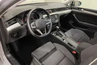 Volkswagen Passat din 2022 cu 70.850 km - oferta VOL235463 - foto 5
