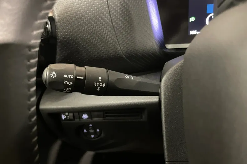 Citroën C4 din 2022 cu 102.704 km - oferta CIT235467 - foto 27