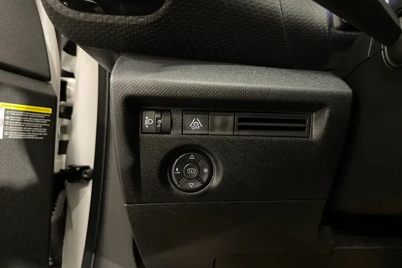Citroën C4 din 2022 cu 102.704 km - oferta CIT235467 - foto 30