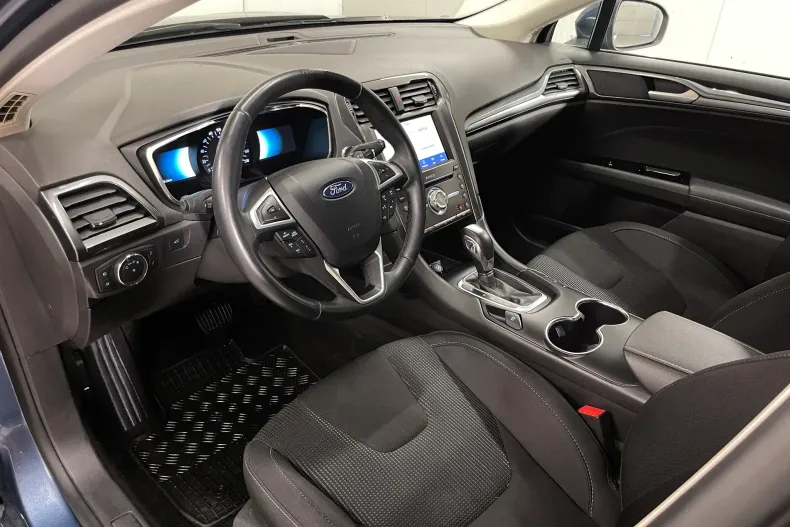 Ford Mondeo din 2022 cu 70.308 km - oferta FOR235471 - foto 5