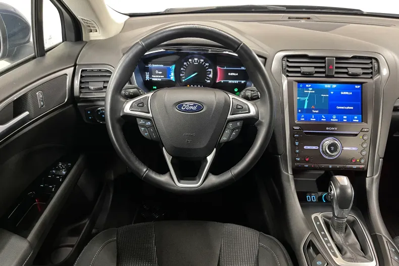 Ford Mondeo din 2022 cu 70.308 km - oferta FOR235471 - foto 6