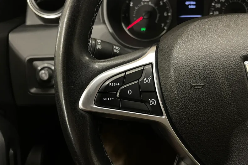 Dacia Duster din 2023 cu 62.712 km - oferta DAC235472 - foto 16