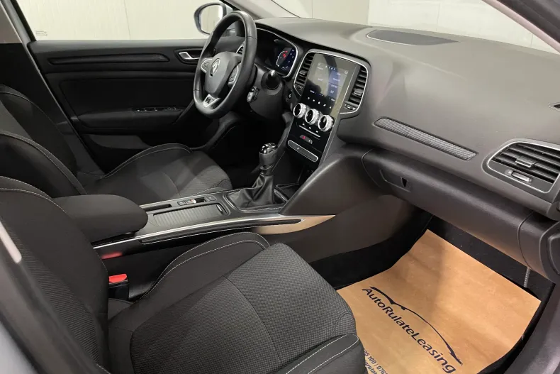 Renault Megane din 2023 cu 74.651 km - oferta REN235473 - foto 10
