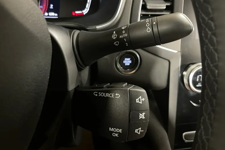 Renault Megane din 2023 cu 74.651 km - oferta REN235473 - foto 18