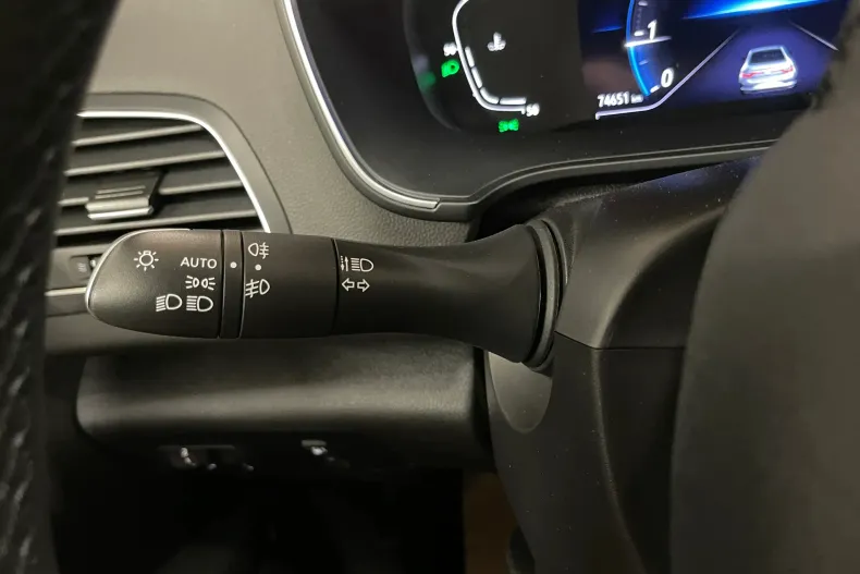 Renault Megane din 2023 cu 74.651 km - oferta REN235473 - foto 19