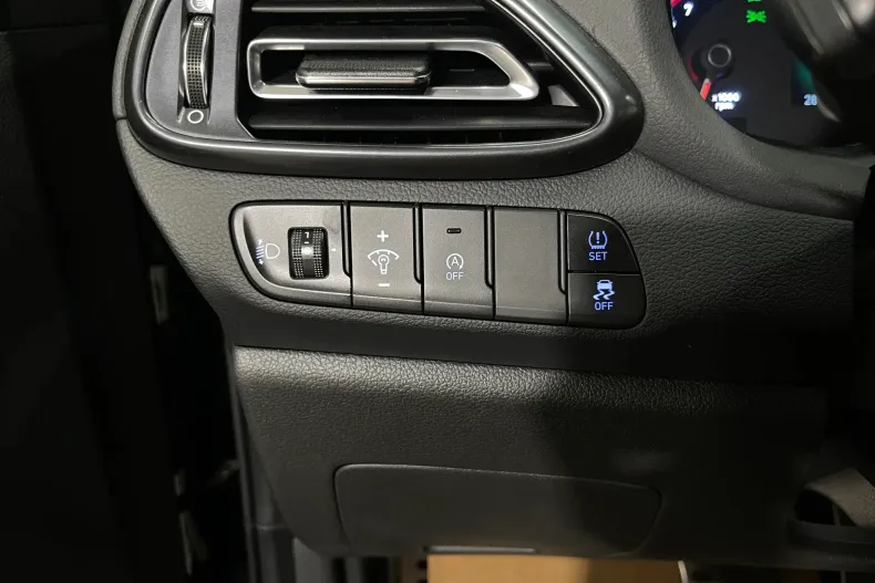 Hyundai i30 din 2022 cu 143.048 km - oferta HYU235476 - foto 21