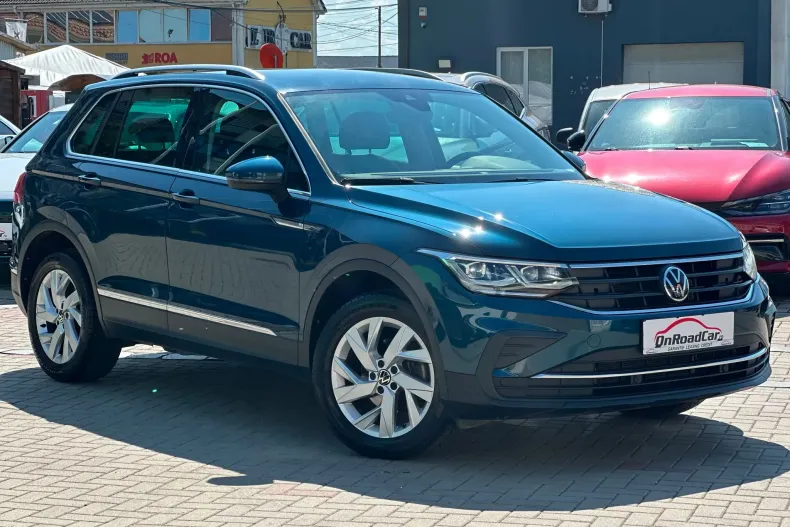 Volkswagen Tiguan din 2023 cu 48.488 km - oferta VOL235481 - foto 3