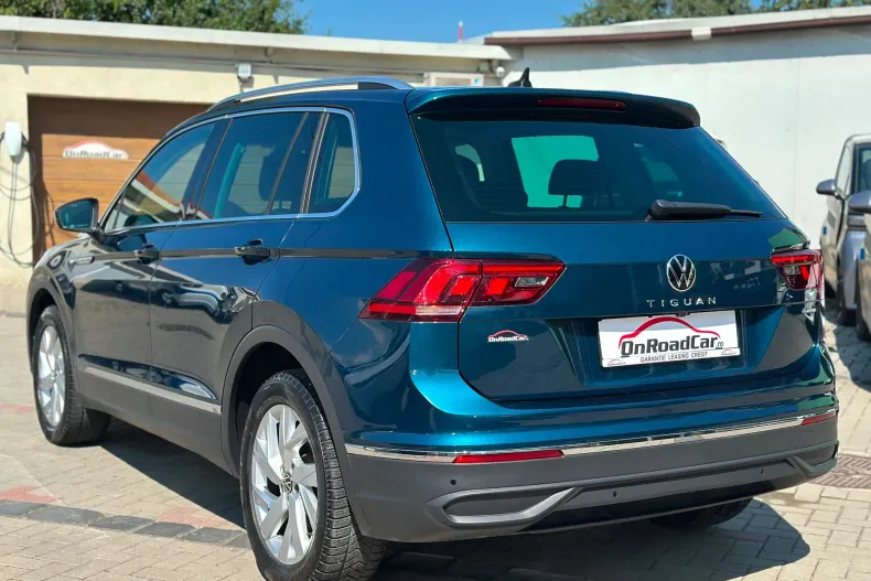Volkswagen Tiguan din 2023 cu 48.488 km - oferta VOL235481 - foto 4