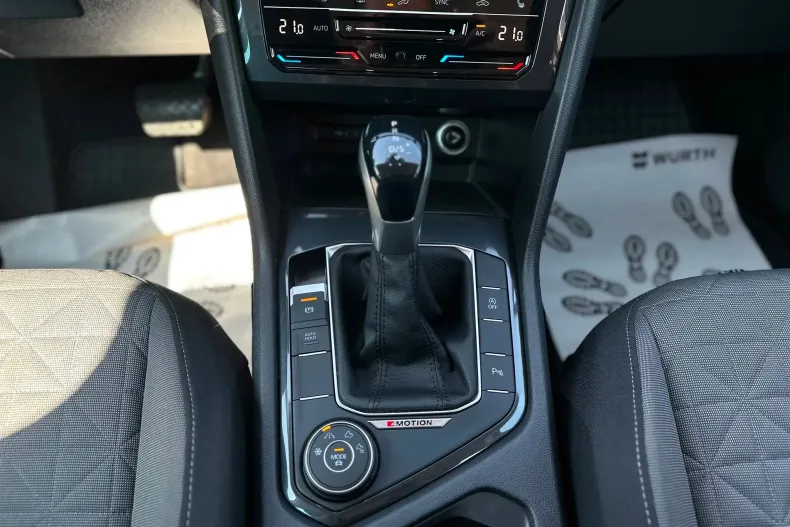 Volkswagen Tiguan din 2023 cu 48.488 km - oferta VOL235481 - foto 18