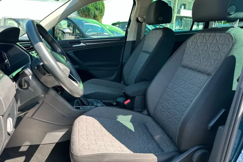 Volkswagen Tiguan din 2023 cu 48.488 km - oferta VOL235481 - foto 19