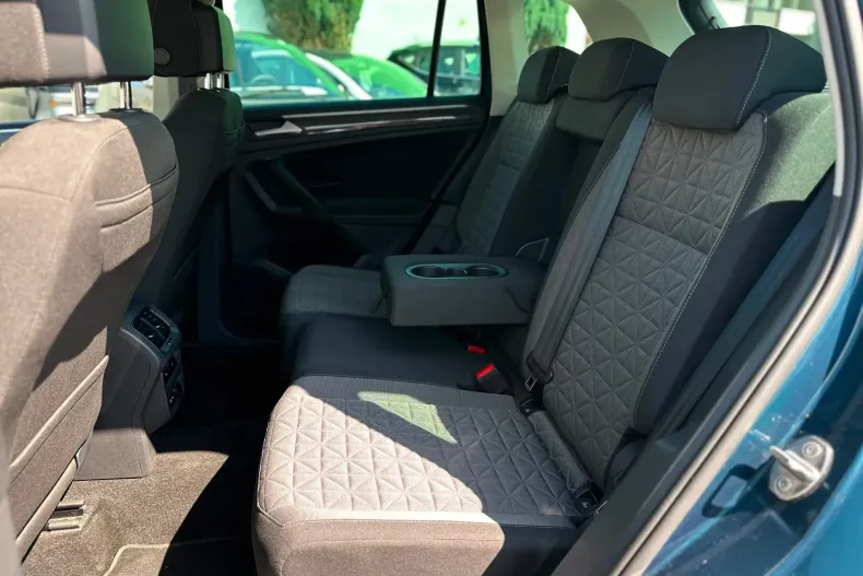 Volkswagen Tiguan din 2023 cu 48.488 km - oferta VOL235481 - foto 21