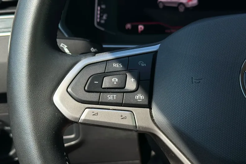 Volkswagen Tiguan din 2023 cu 48.488 km - oferta VOL235481 - foto 22