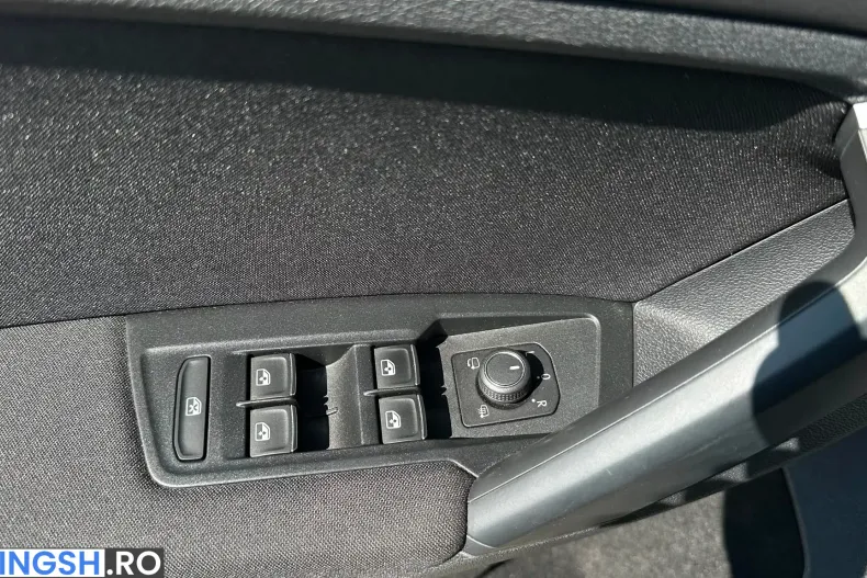 Volkswagen Tiguan din 2023 cu 48.488 km - oferta VOL235481 - foto 38