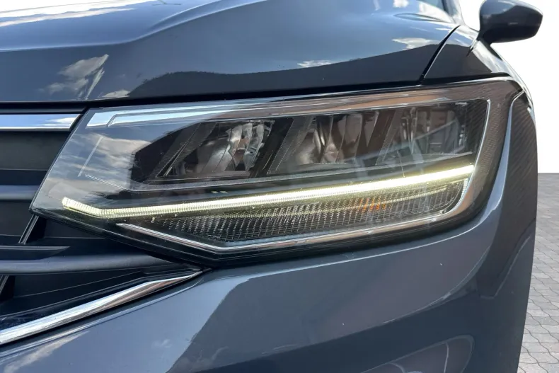 Volkswagen Tiguan din 2023 cu 107.986 km - oferta VOL235484 - foto 10