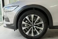 Volvo V90 din 2023 cu 10.100 km - oferta VOL235485 - foto 4