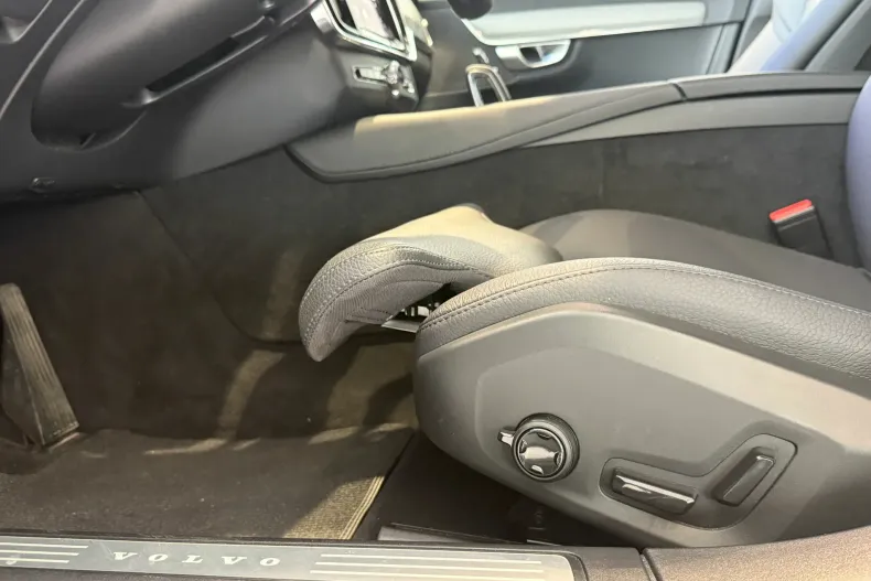 Volvo V90 din 2023 cu 10.100 km - oferta VOL235485 - foto 15