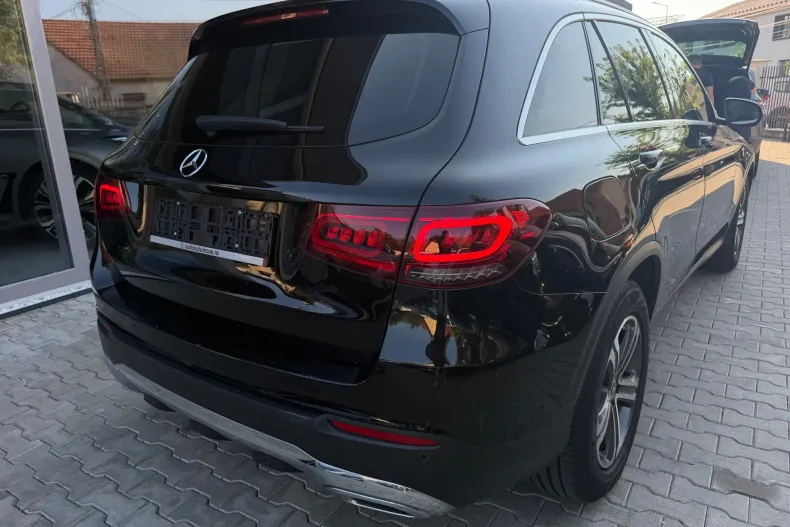 Mercedes-Benz GLC (Clasa GLC) din 2021 cu 108.426 km - oferta MER235486 - foto 8