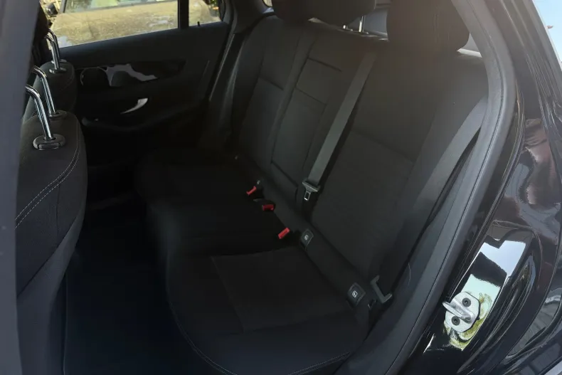 Mercedes-Benz GLC (Clasa GLC) din 2021 cu 108.426 km - oferta MER235486 - foto 16