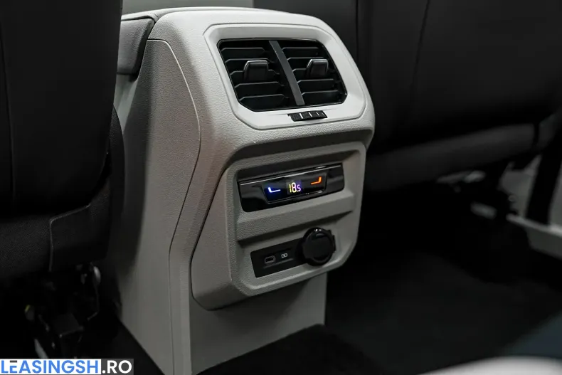Volkswagen Tiguan din 2023 cu 85.000 km - oferta VOL235490 - foto 39