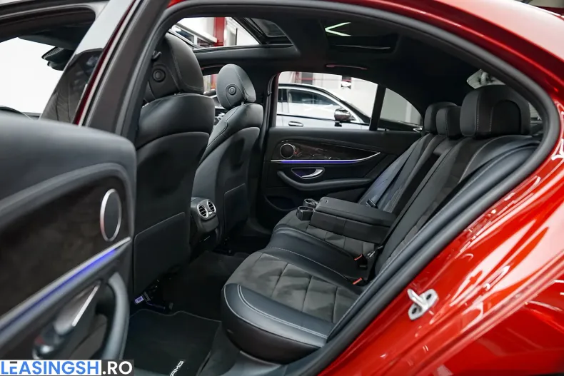 Mercedes-Benz E 300 (Clasa E) din 2022 cu 94.000 km - oferta MER235492 - foto 6
