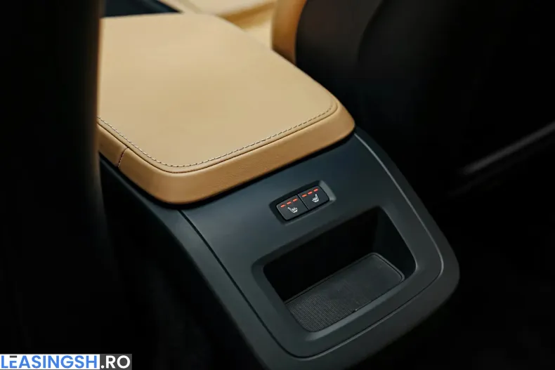 Volvo XC90 din 2021 cu 138.000 km - oferta VOL235493 - foto 39
