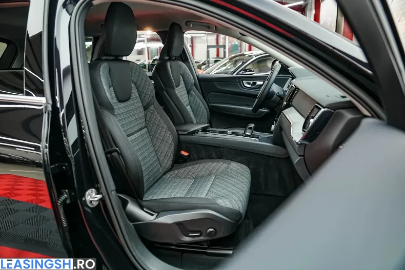 Volvo XC60 din 2023 cu 113.000 km - oferta VOL235495 - foto 8