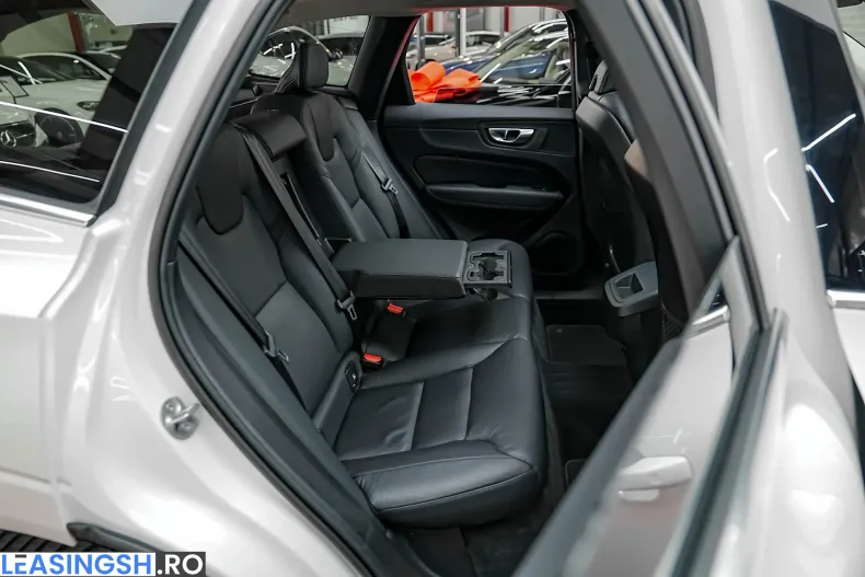 Volvo XC60 din 2023 cu 175.000 km - oferta VOL235498 - foto 11