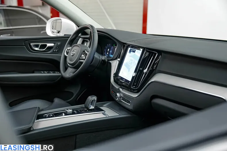 Volvo XC60 din 2023 cu 175.000 km - oferta VOL235498 - foto 15
