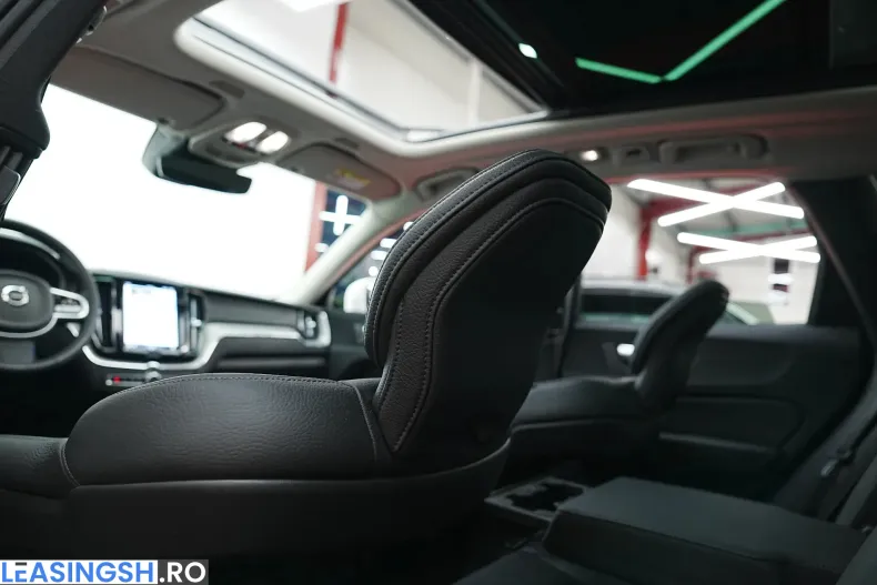 Volvo XC60 din 2023 cu 175.000 km - oferta VOL235498 - foto 18
