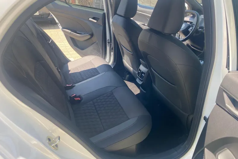 MG MG3 din 2026 cu 2.312 km - oferta MG0235509 - foto 18